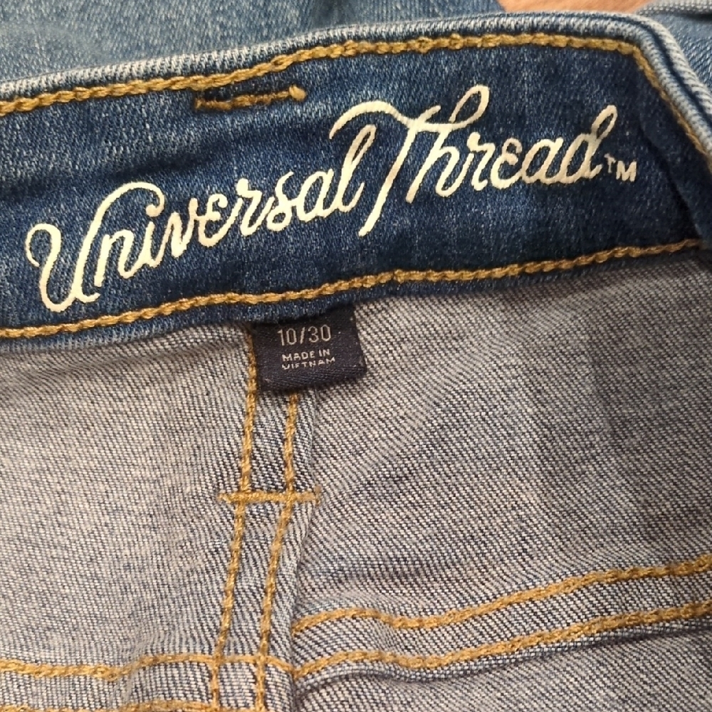 Universal Thread Classic Blue Jean Shorts - Picture 6 of 8